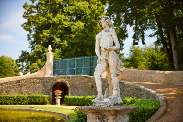 Un patrimoine chargé d'histoires au cœur d'une région viticole remarquable ©Serge Chapuis Un patrimoine chargé d'histoires au cœur d'une région viticole remarquable ©Serge Chapuis