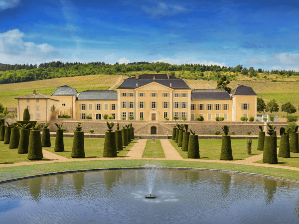 Le Château de La Chaize, domaine viticole familiale depuis 1676, classé monument historique ! ©Serge Chapuis Le Château de La Chaize, domaine viticole familiale depuis 1676, classé monument historique ! ©Serge Chapuis